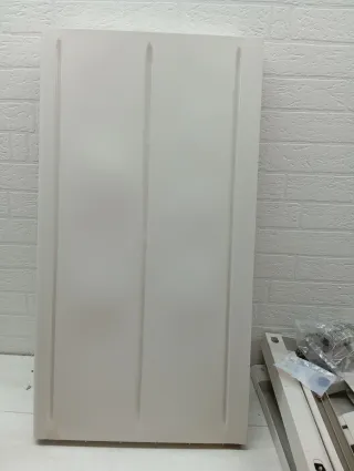 Armario con una puerta de plástico 182 x 33 x 45