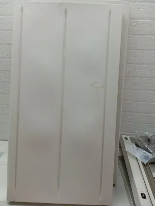 Armario con una puerta de plástico 182 x 33 x 45