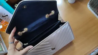 Pochette con tracolla