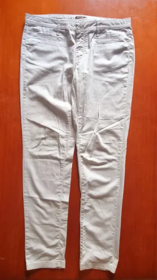 2 pantalones talle 46