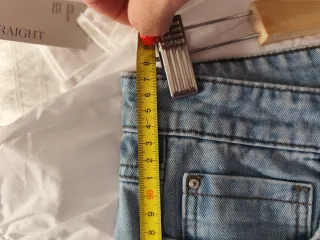 Vaqueros Stradivarius rotos Talla M