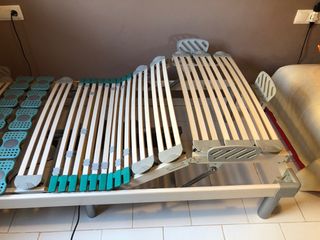 Cama eléctrica DUOMAT con colchón.