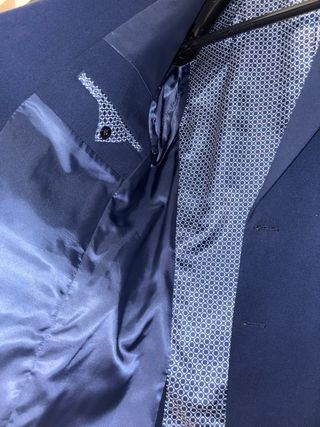 Traje de hombre azul: americana y pantalón