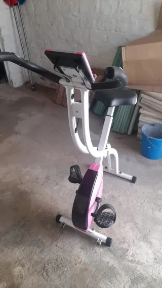Bicicleta Estática Gimnasio Rosa