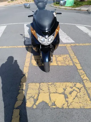 Suzuki Burgman 400 Negra/Azul