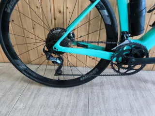 BH CORE RACE CARBON 1.6 M Ultegra