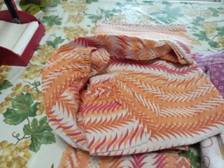 Ogni set: lenzuolo con angoli, lenz.sopra e federa