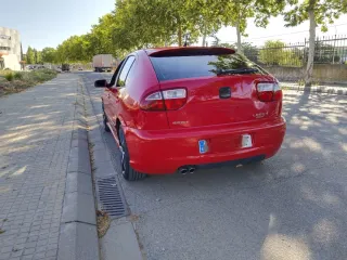 SEAT Leon 2000