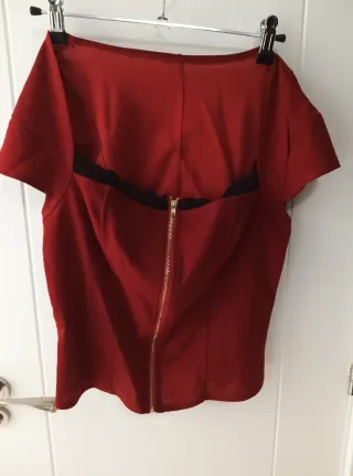 Camisetas espalda abierta y cremallera