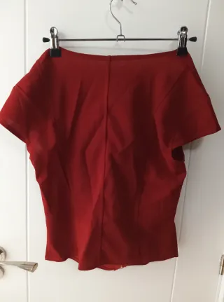 Camisetas espalda abierta y cremallera