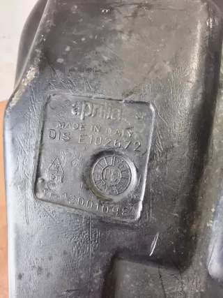 Depósito Aprilia RS 125