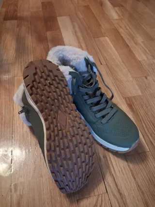 Zapatillas Skechers Botin Forro Peluche Verde