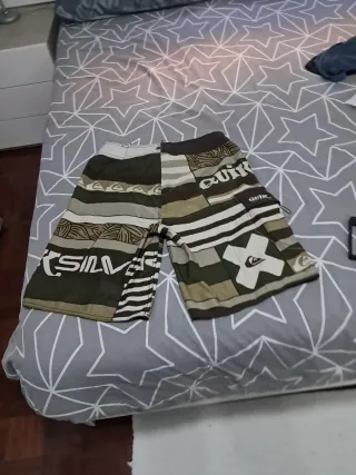 Bañador Quiksilver Talla M , 44cm de cintura y 55c