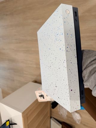 Xbox One X Edizione Hyperspace