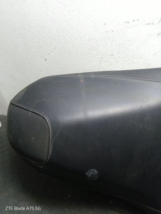 SELLA YAMAHA X MAX 2017-2024 CON BUCHI