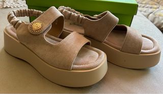 Sandalias plataforma Beige