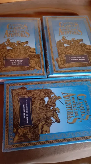 Lote 3 libros de novela de Aventuras