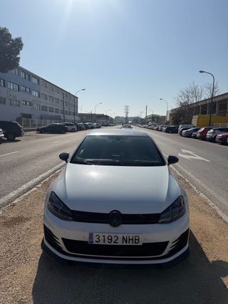Volkswagen Golf GTI MK7