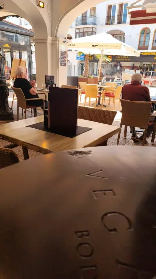 Traspaso bar , cafetería, bistró