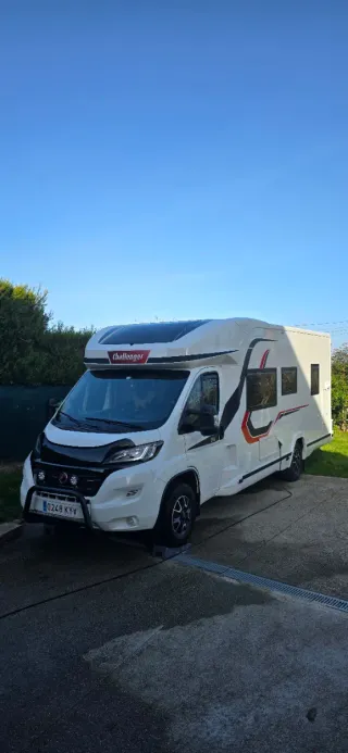 Autocaravana Challenger Mageo 396, 5 plazas.