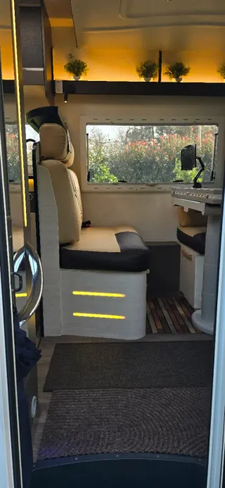 Autocaravana Challenger Mageo 396, 5 plazas.