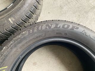 235 60 R18 Dunlop