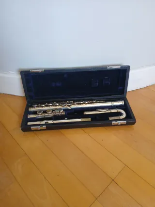 Flauta travesera plateada principiante Gear4Music