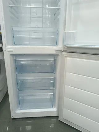 Nevera Combi Daewoo, A+ No Frost