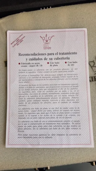 Cubertería de Lujo Dorada y Plateada