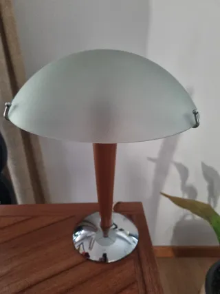 Lámpara IKEA Vintage Madera y Vidrio estilo Retro.