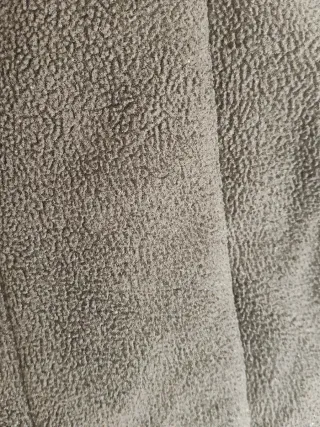 Cazadora H&M Negra con Diseño