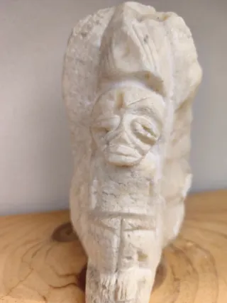 Scultura idolo antico pietra calcarea