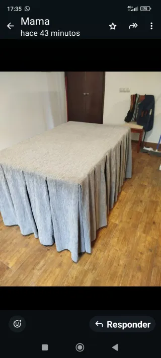 Ropa de camilla gris