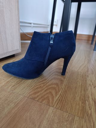 Botines azules tacón Mary Paz - número 36