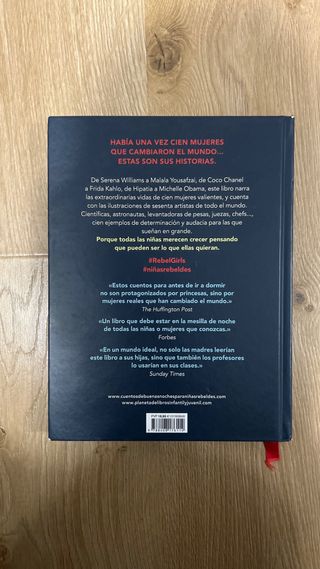 Libro “ Cuentos de buenas noches para rebeldes “