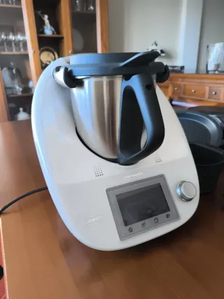 Thermomix TM5 con accesorios