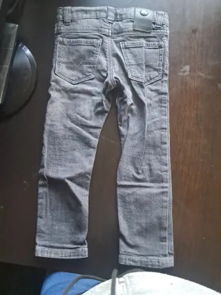 Pantalones tejanos slim azules