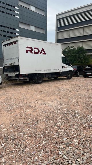 Se vende camion IVECO  2.3 130CV