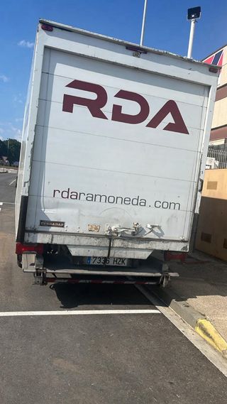 Se vende camion IVECO  2.3 130CV