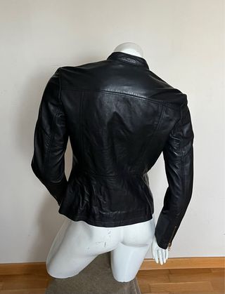 Cazadora de cuero auténtico negra