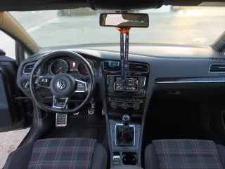 Volkswagen Golf GTI performance