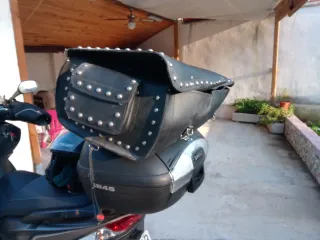Baúl Moto Cuero tachuelas Grande Clásico Custom