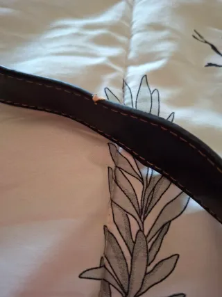 Bolso negro de hombro