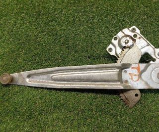 Elevalunas tras der mitsubishi mr144532 l200 46130