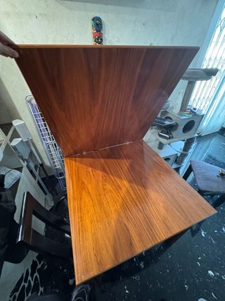 Mesa de comedor extensible + 4 sillas