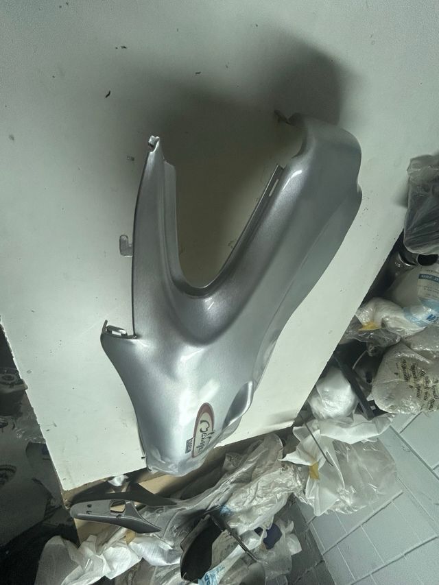 Tapa lateral Daelim S3 125 FI Izq