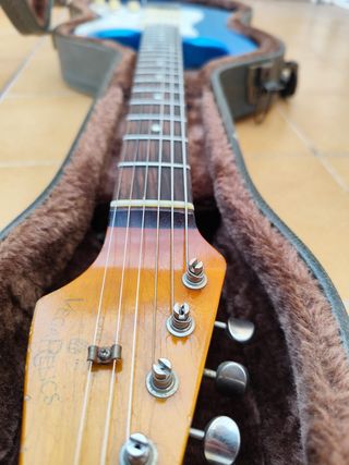 VegaRelics Stratocaster Pelham Blue vegarelics