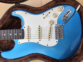 VegaRelics Stratocaster Pelham Blue vegarelics