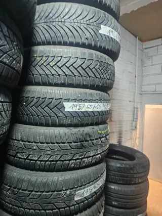 Lote 4 Neumáticos 175/65/14 82T 225 45/17 195/65/1