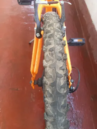 Bicicleta Naranja WST